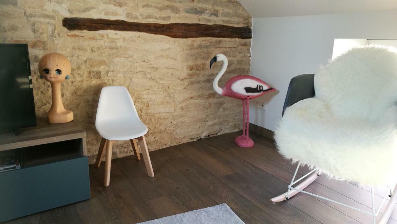 Chez Twiggy - Guesthouse Vintage A Prenois Exterior foto